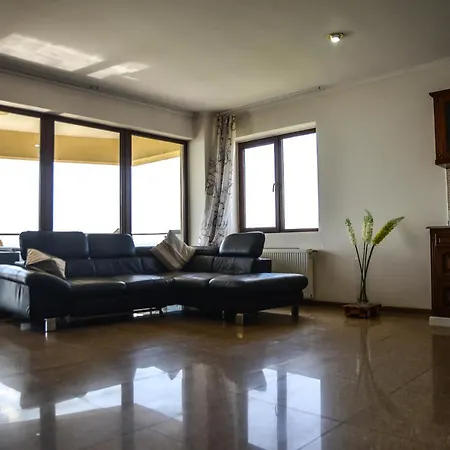 Apartment Apartament 3 Camere Regent Lake View Vega Mamaia *