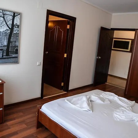 Apartament 3 Camere Regent Lake View Vega Mamaia Apartmán