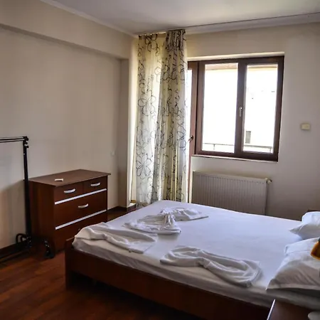 Apartament 3 Camere Regent Lake View Vega Mamaia Apartmán